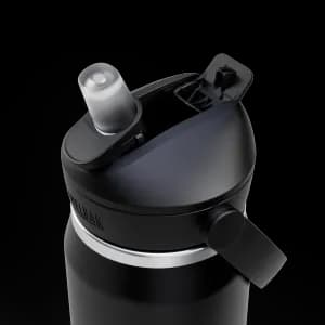 Thrive™ Flip Pipetli 740 ml'lik Yalıtımlı Paslanmaz Çelik Şişe