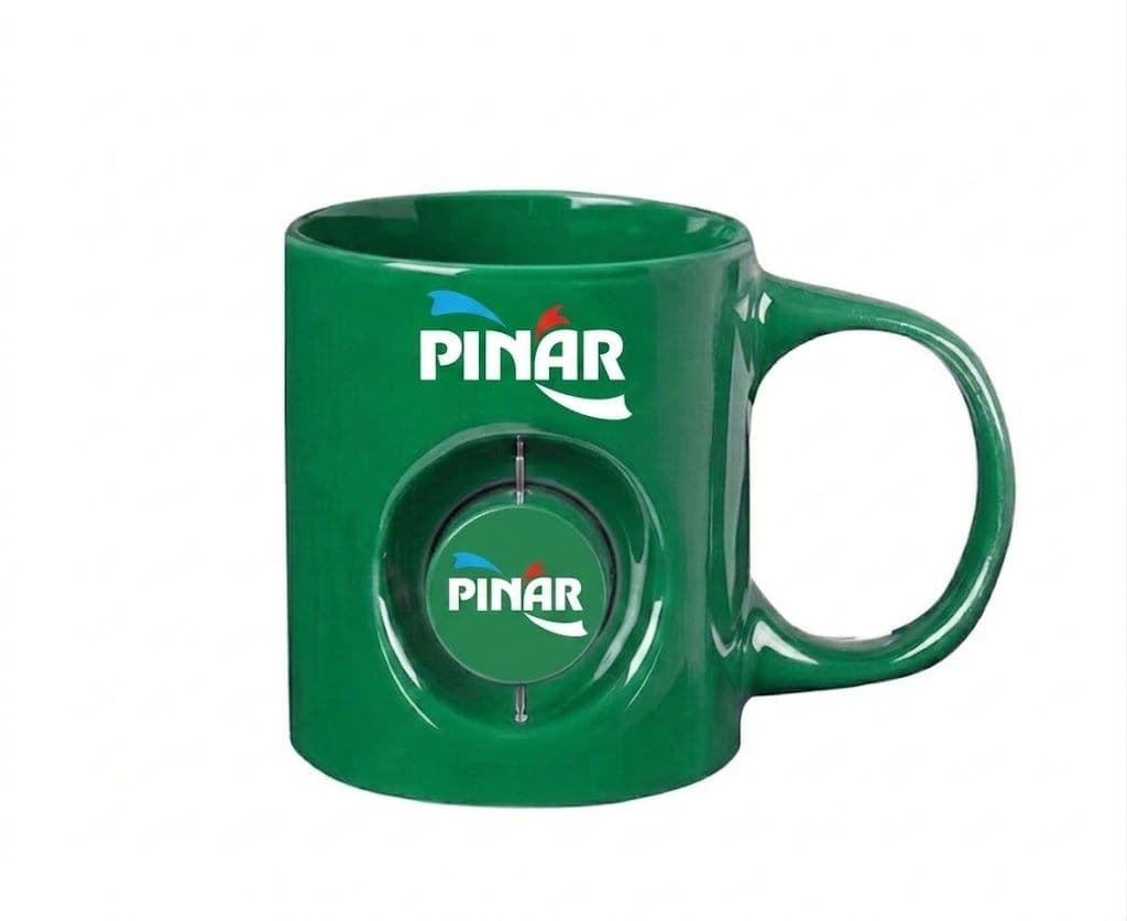 ED68 Yeşil Döner Objeli Kupa